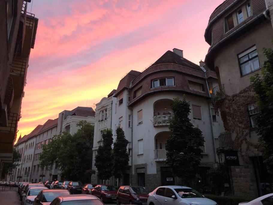 Tiny Private Apartment In Central Buda. Βουδαπέστη Εξωτερικό φωτογραφία